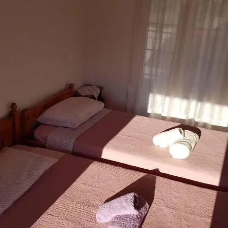 Koulas House In Diava * Калампака