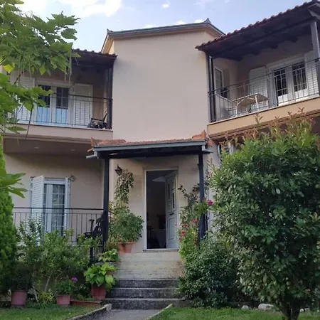 Koulas House In Diava *