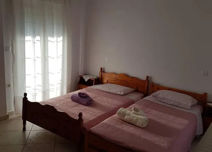 Koulas House In Diava